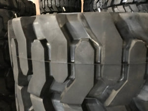 Set of 4 Solid Skid Steer Tires Fits JCB 8 Lug Flat Proof 12X16.5
